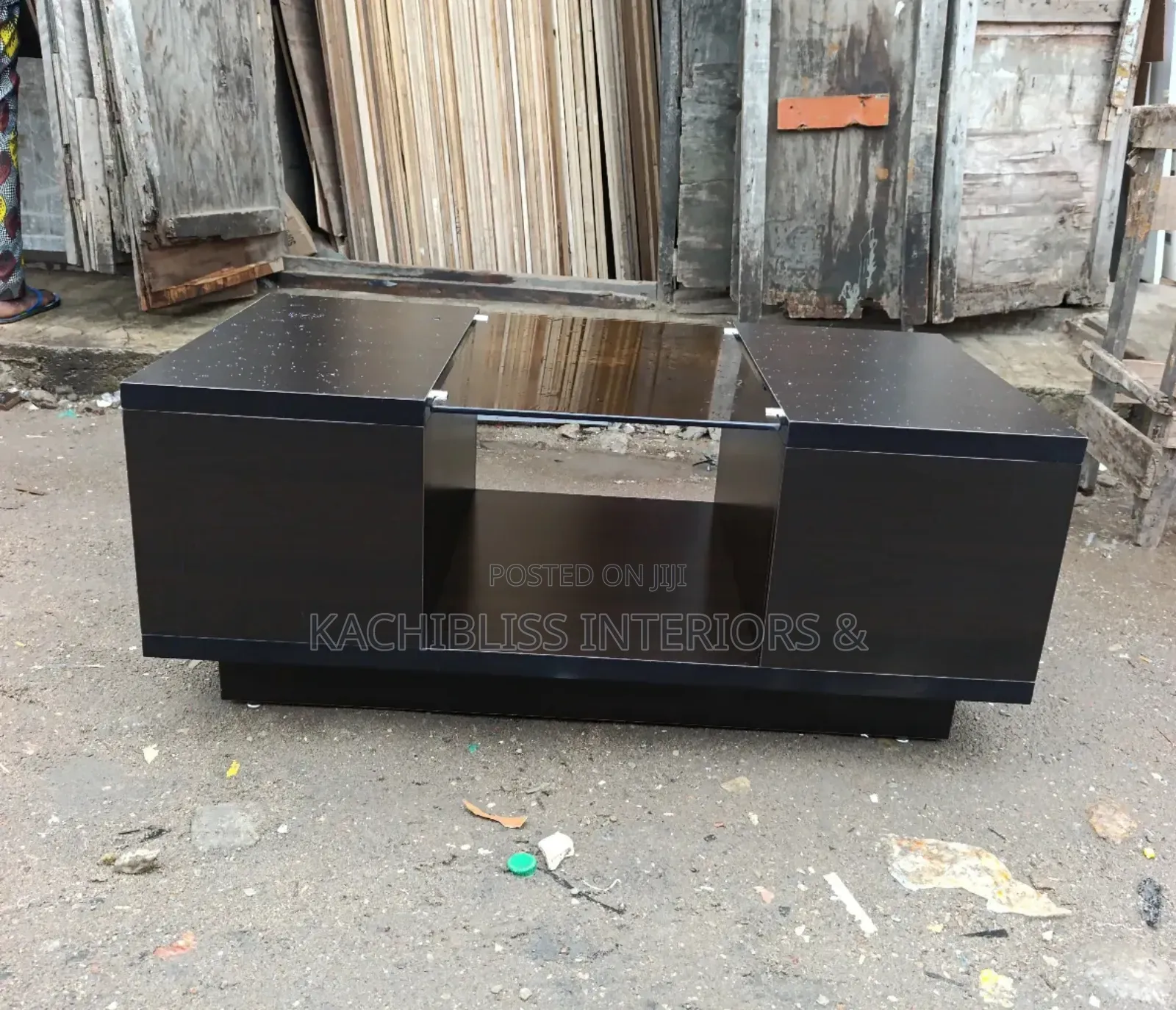 Center Table 003
