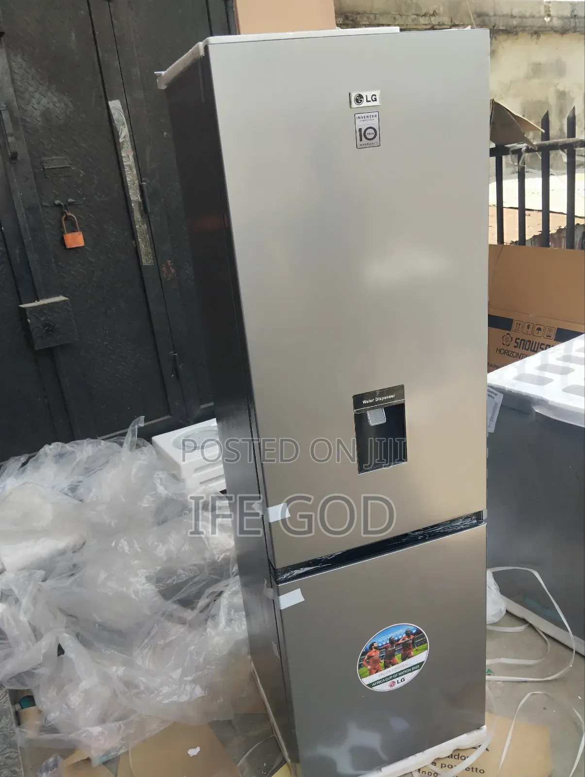 Original Lg 350litters Inverter Fridge With Water Dispenser