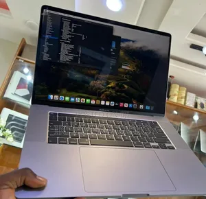 Laptop Apple MacBook Pro 2019 16GB Intel Core I7 SSD 512GB