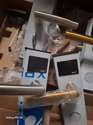 Hotel Cardized Lock System + Free Software