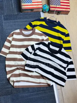 Photo - High Quality Luxury Cargo Round Neck Well Branded