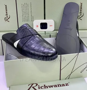Flat Sole Leather Italian Half Shoe