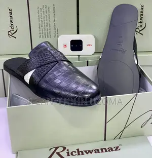 Flat Sole Leather Italian Half Shoe