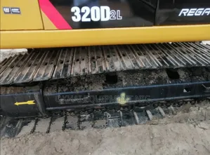 Photo - Tokunbo (Foreign Used) Cat Excavator 330dl