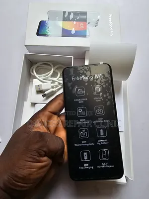 FreeYond M5 128 GB Black