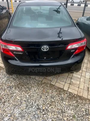 Toyota Camry SE 4dr Sedan (2.5L 4cyl 6A) 2012 Black