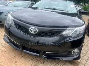 Toyota Camry SE 4dr Sedan (2.5L 4cyl 6A) 2012 Black