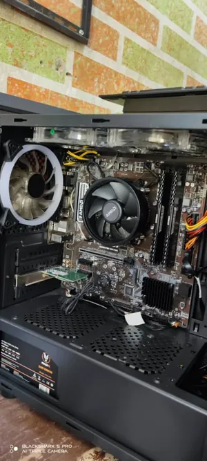 Desktop Computer 16GB SSD 256GB