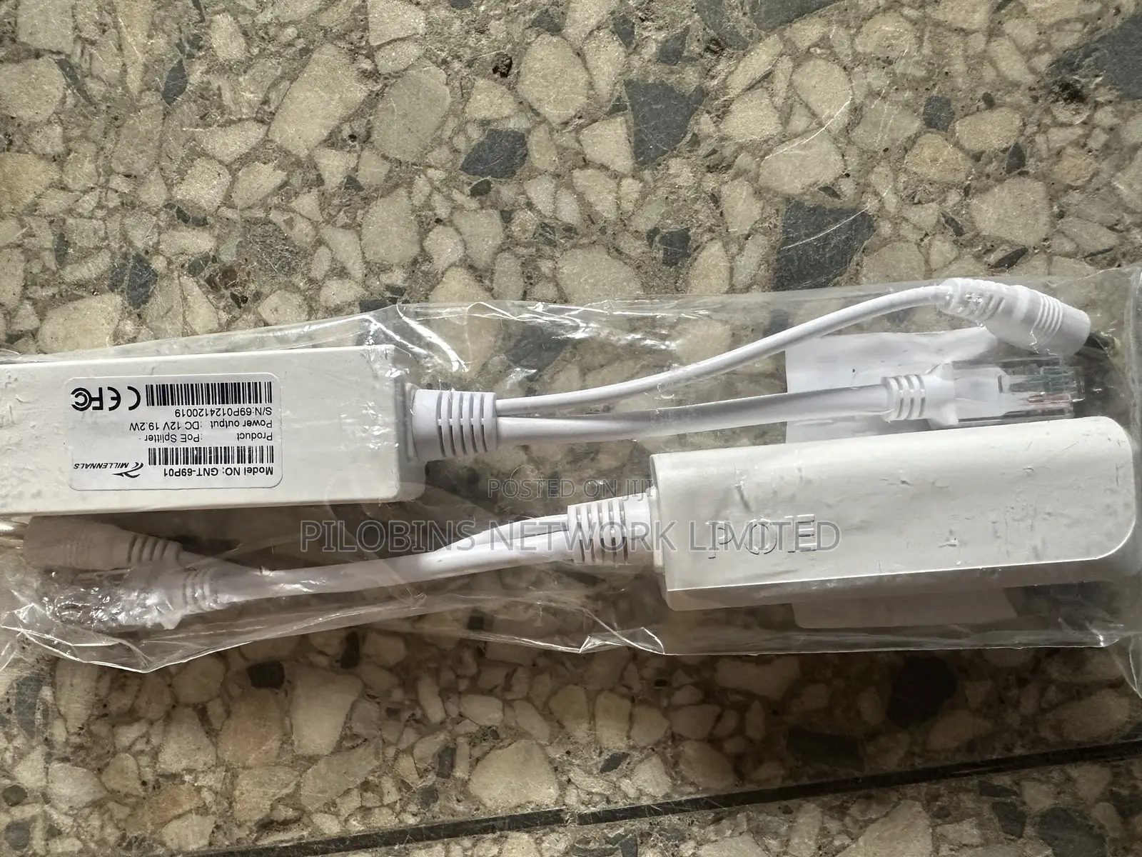 Poe Splitter
