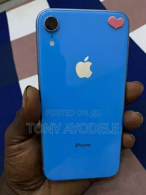 Photo - Apple iPhone XR 64 GB Blue