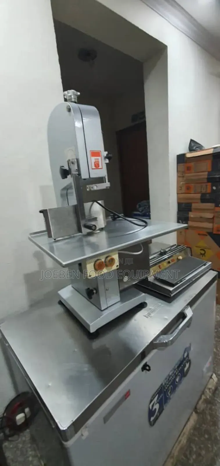 Bone Saw Cutting Machine