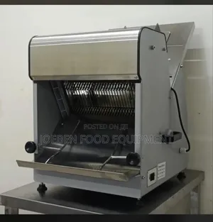 Photo - Bread Slicing Machine