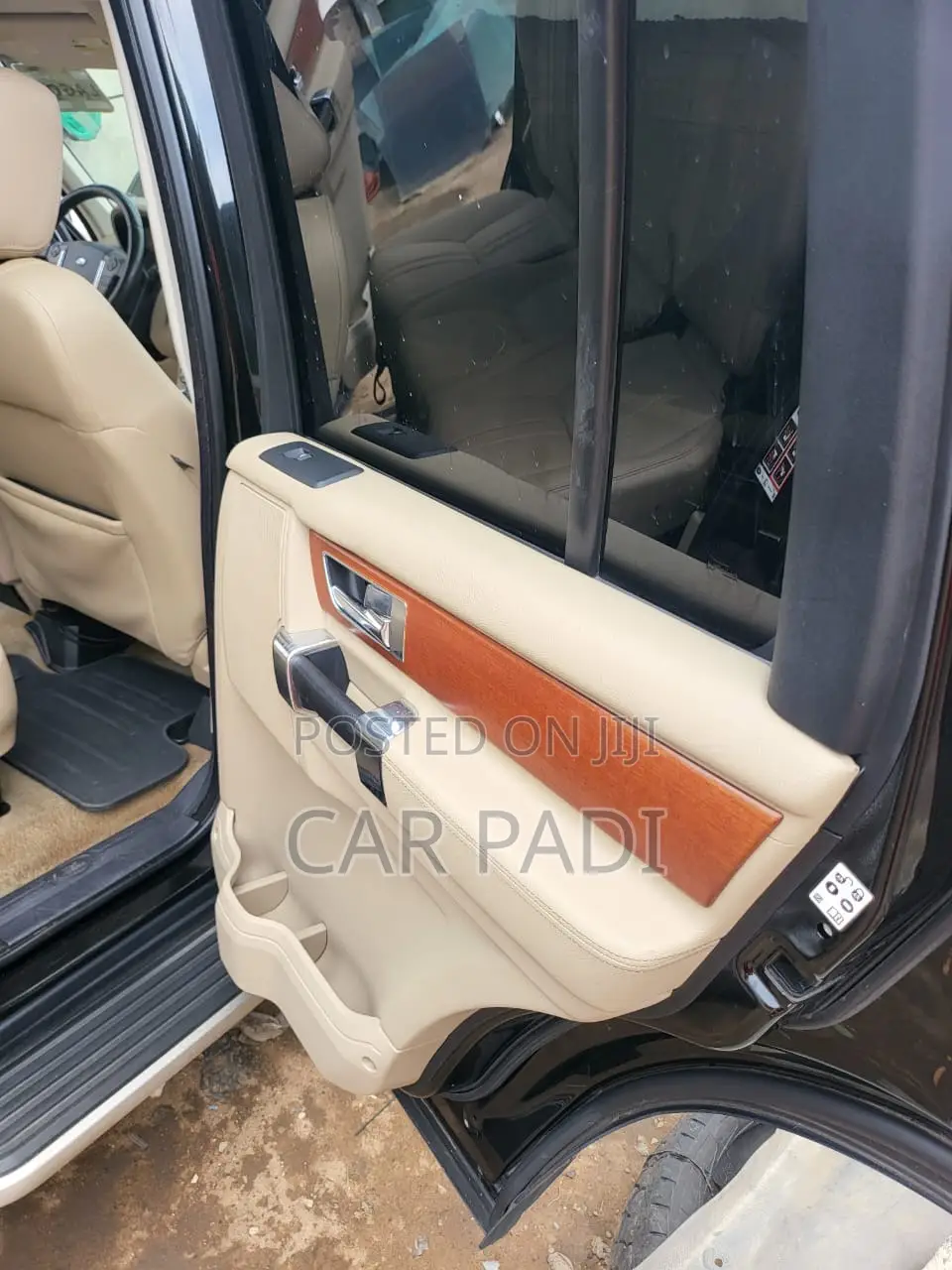 Land Rover Lr4 V8 2011 Black