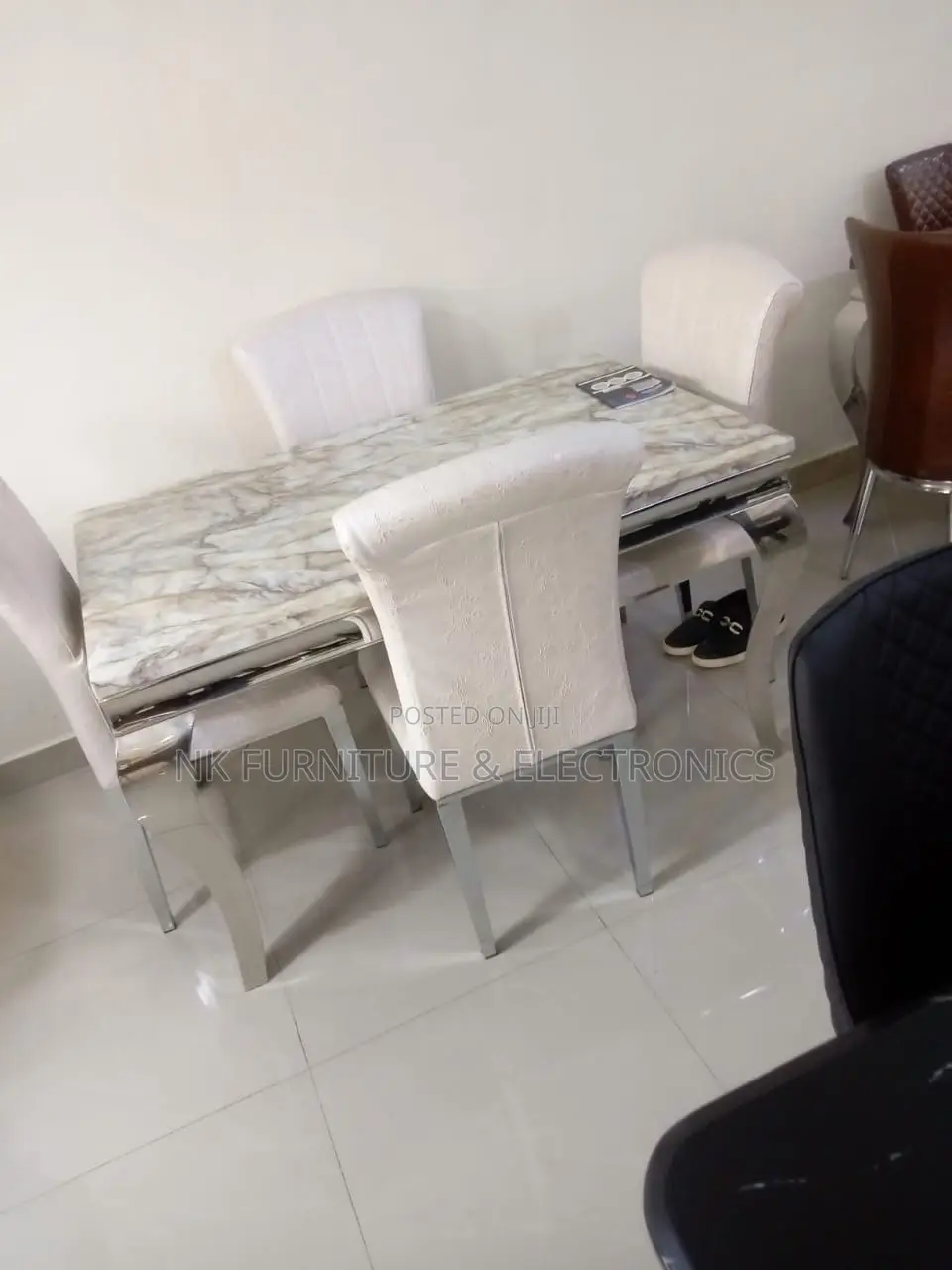 Animal Leg Marble Dining Table With 6