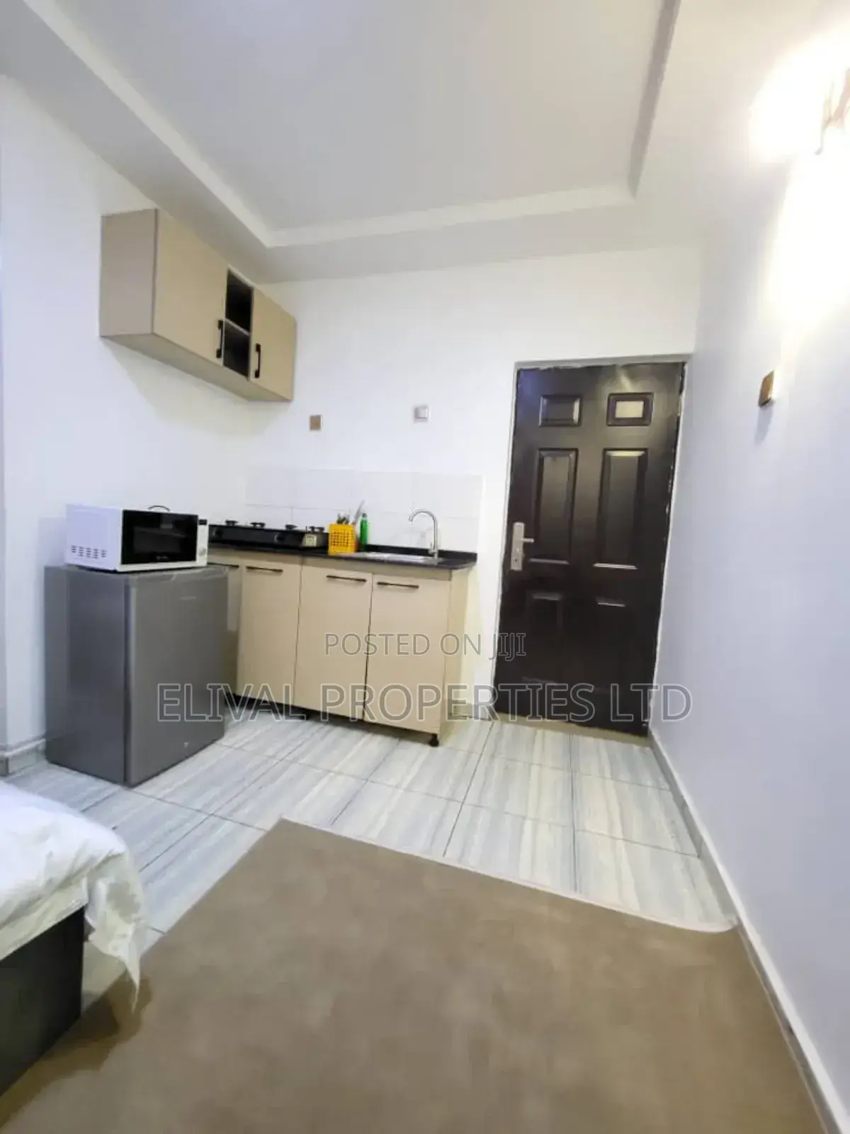 Luxury Studio Apartment