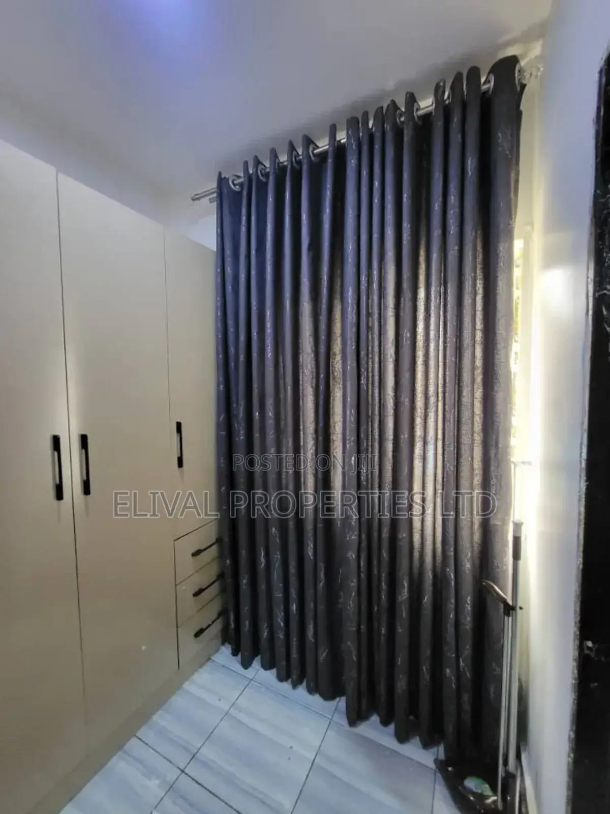 Luxury Studio Apartment