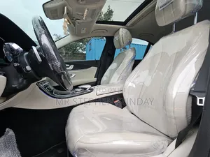 Mercedes-Benz E300 4Matic AWD Sedan (2.0L 4cyl 9A) 2017 Blue