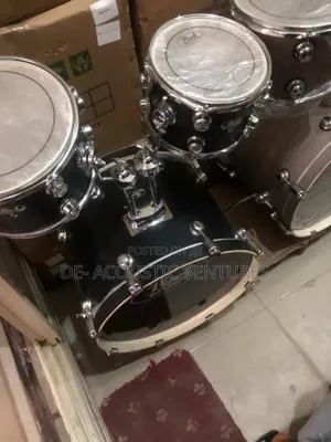 Brand New Pearl 5 Set Drum