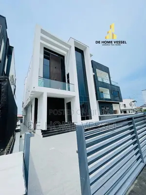 5bdrm Duplex in Lekki for sale