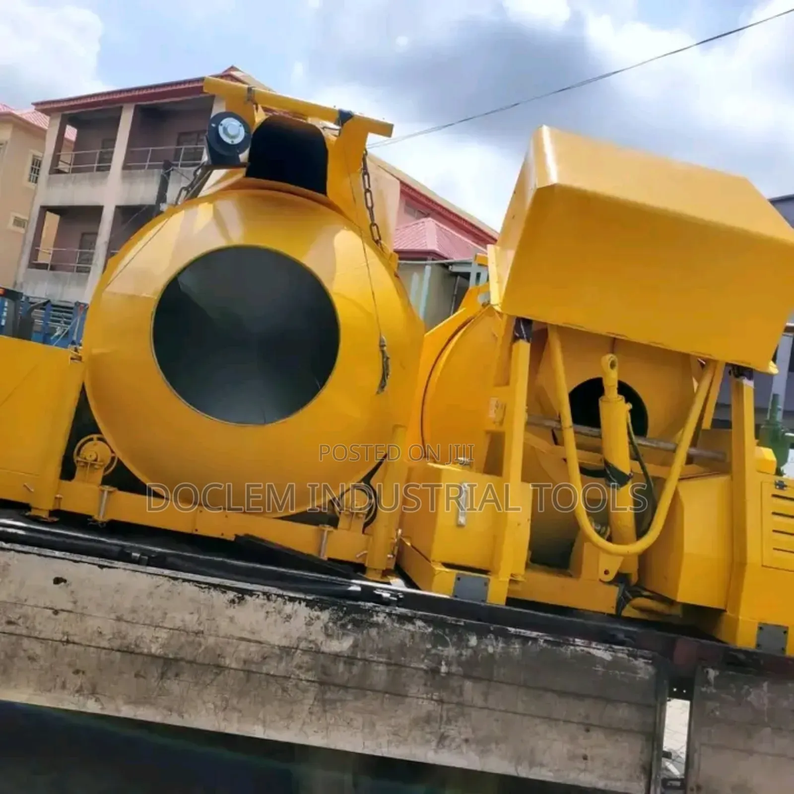 650l Self Loader Concrete Mixer