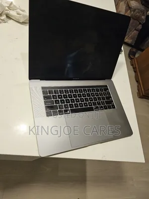 Laptop Apple MacBook Pro 2018 32GB Intel Core I7 SSD 1T