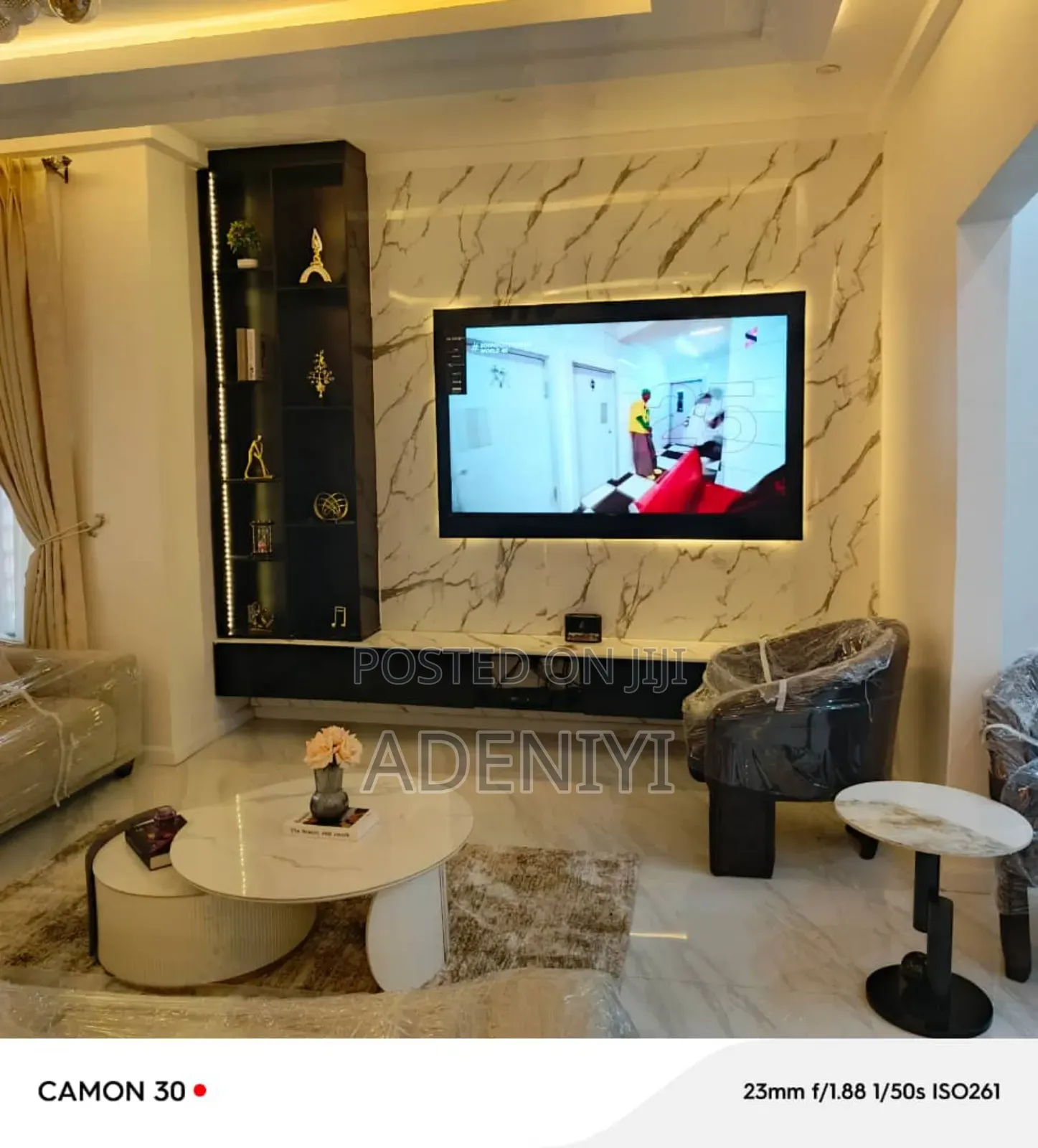 Tv Console / Entertainment Centre