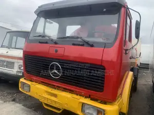 Mercedes Benz Water Tanker