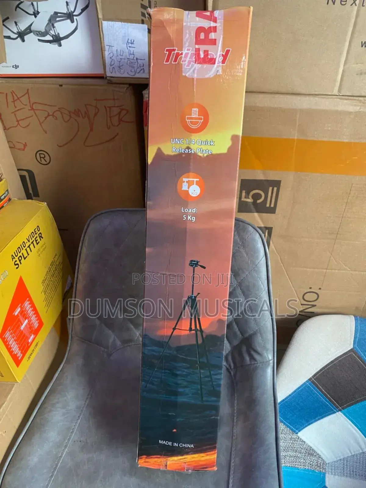 Tripod Stand