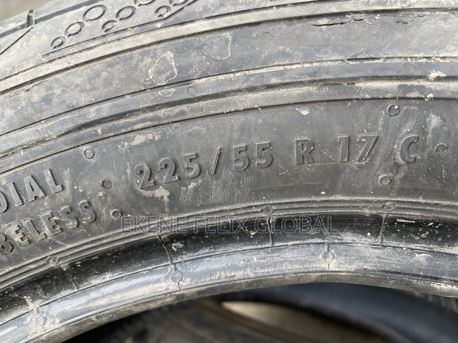 225/55/17c. Continental