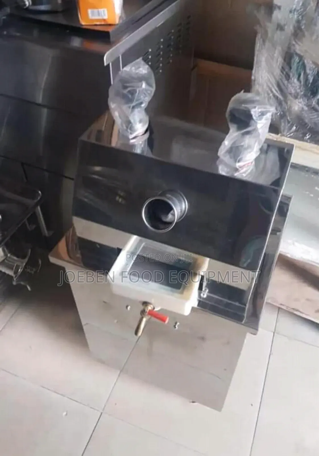 Sugar Cane Juice Extractor