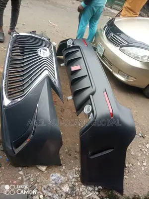 Front and Back Bumper Es 350 2009 Upgrade Model