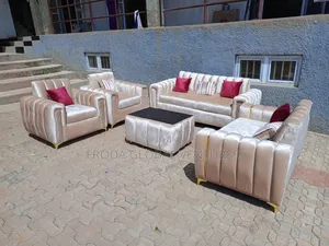 Quality Couch Of 7 Seaters Sofa Chairs And Glass Table. Sa28