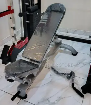 Commercial Weight Bench