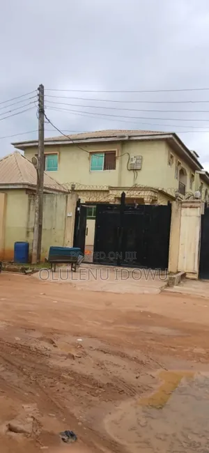 Furnished 2bdrm Block of Flats in Glory Land Estate, Alimosho for sale