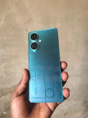 Tecno Camon 19 128 GB Blue