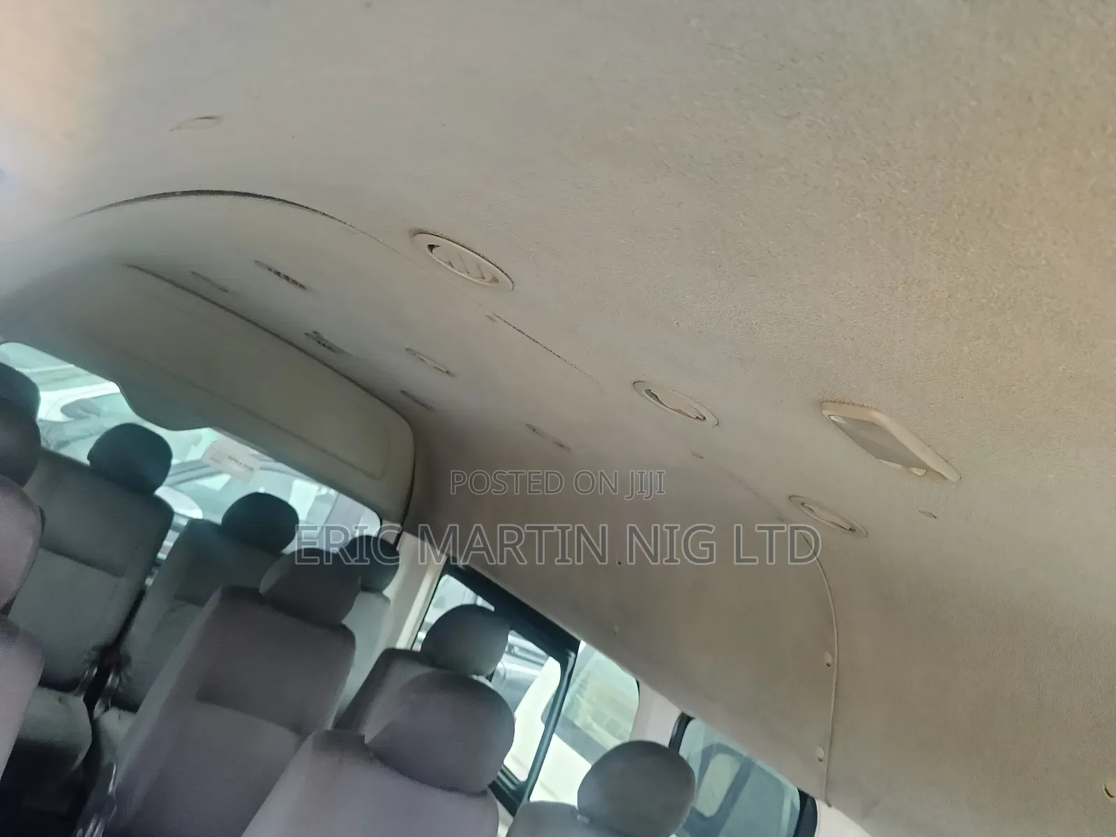 Toyota HiAce 2018 White