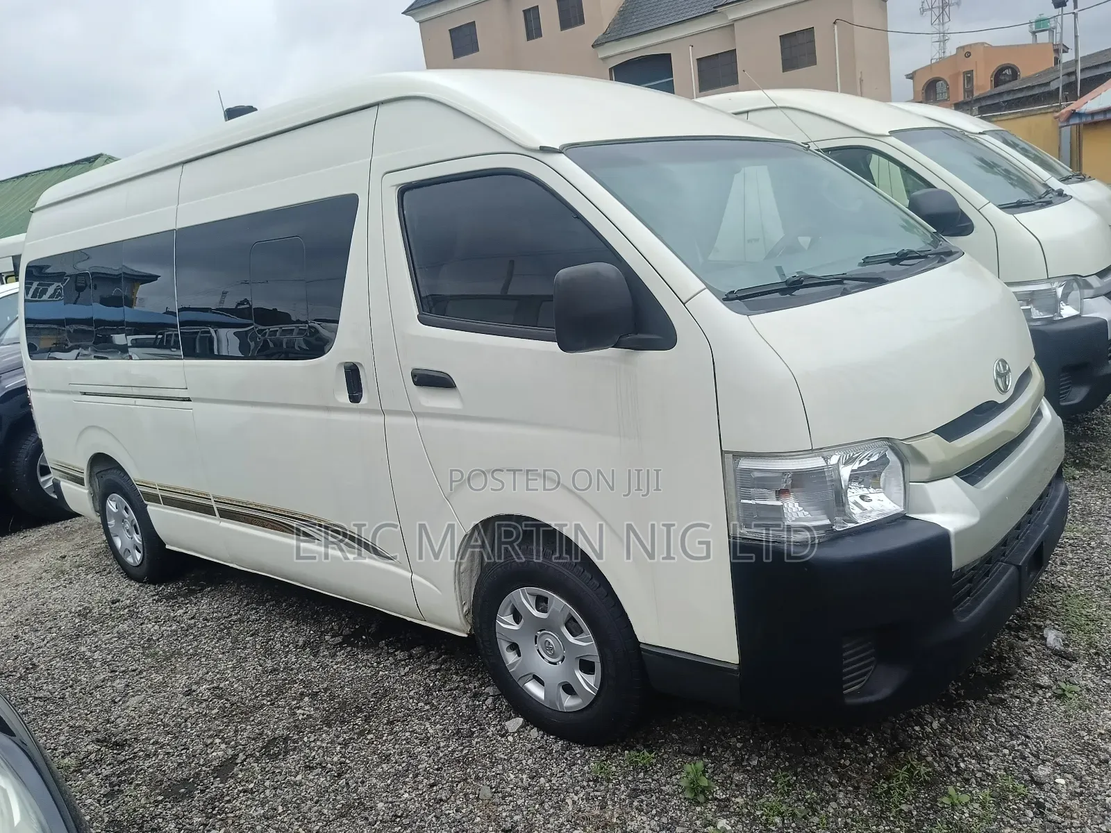 Toyota HiAce 2018 White