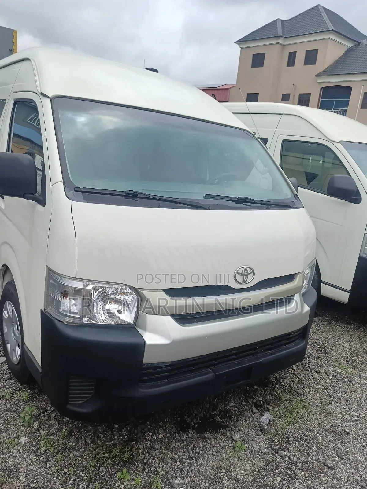 Toyota HiAce 2018 White