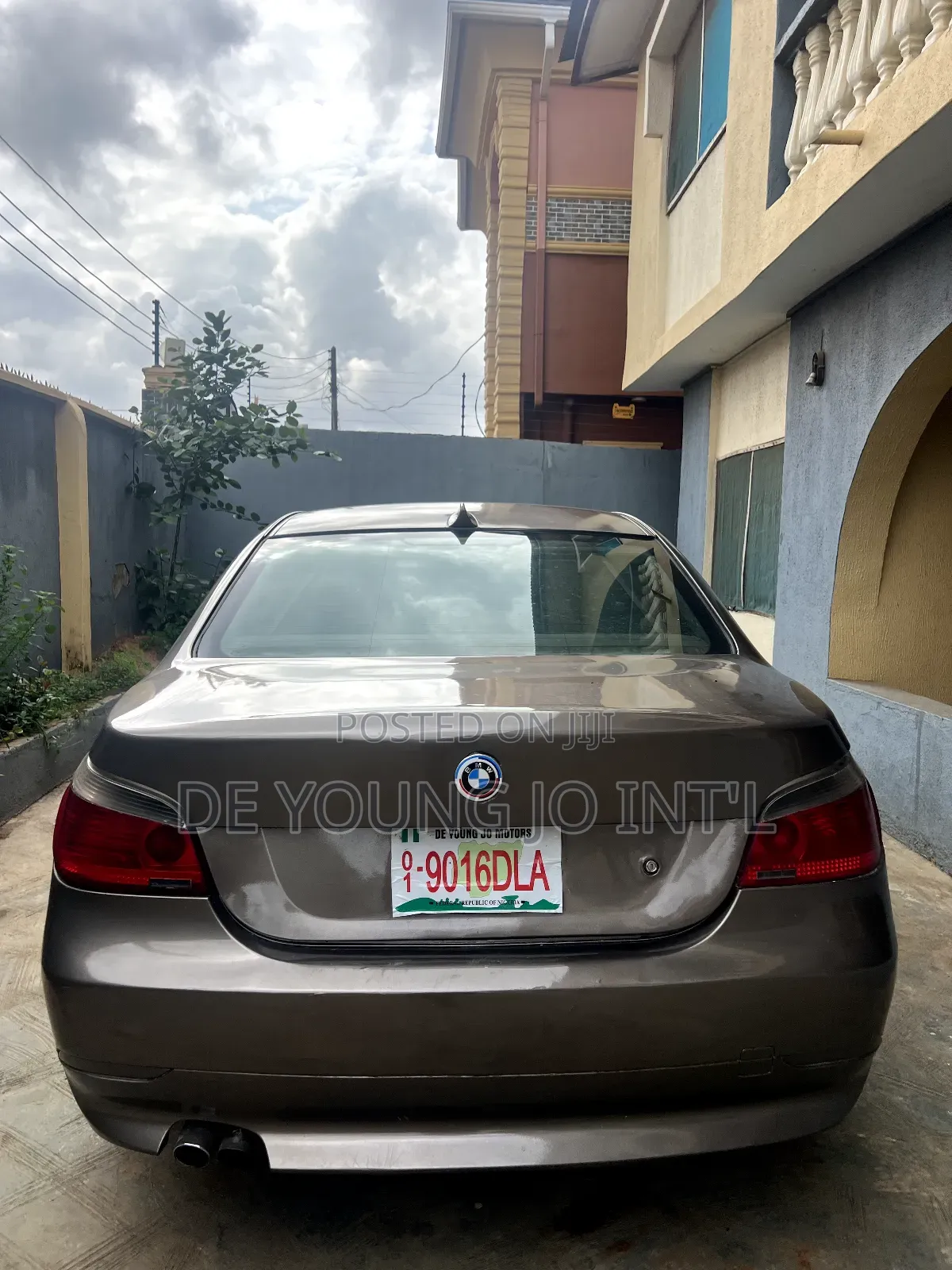 BMW 5 Series 2012 Gray