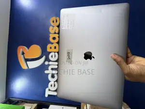 Laptop Apple MacBook Pro 2018 16GB Intel Core I9 SSD 1T
