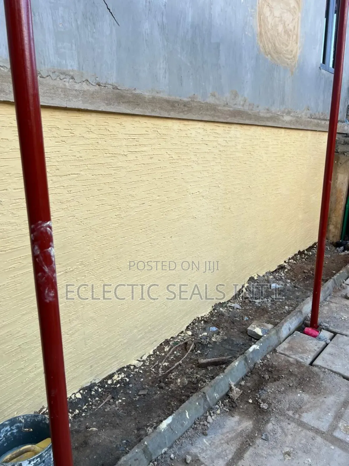 Rustic Gravitex Paint Design