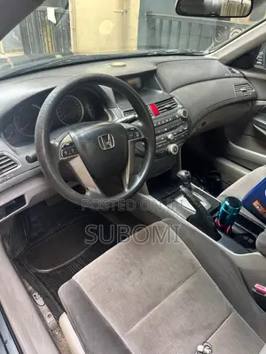 Photo - Honda Accord Sedan EX-L 2012 Gray