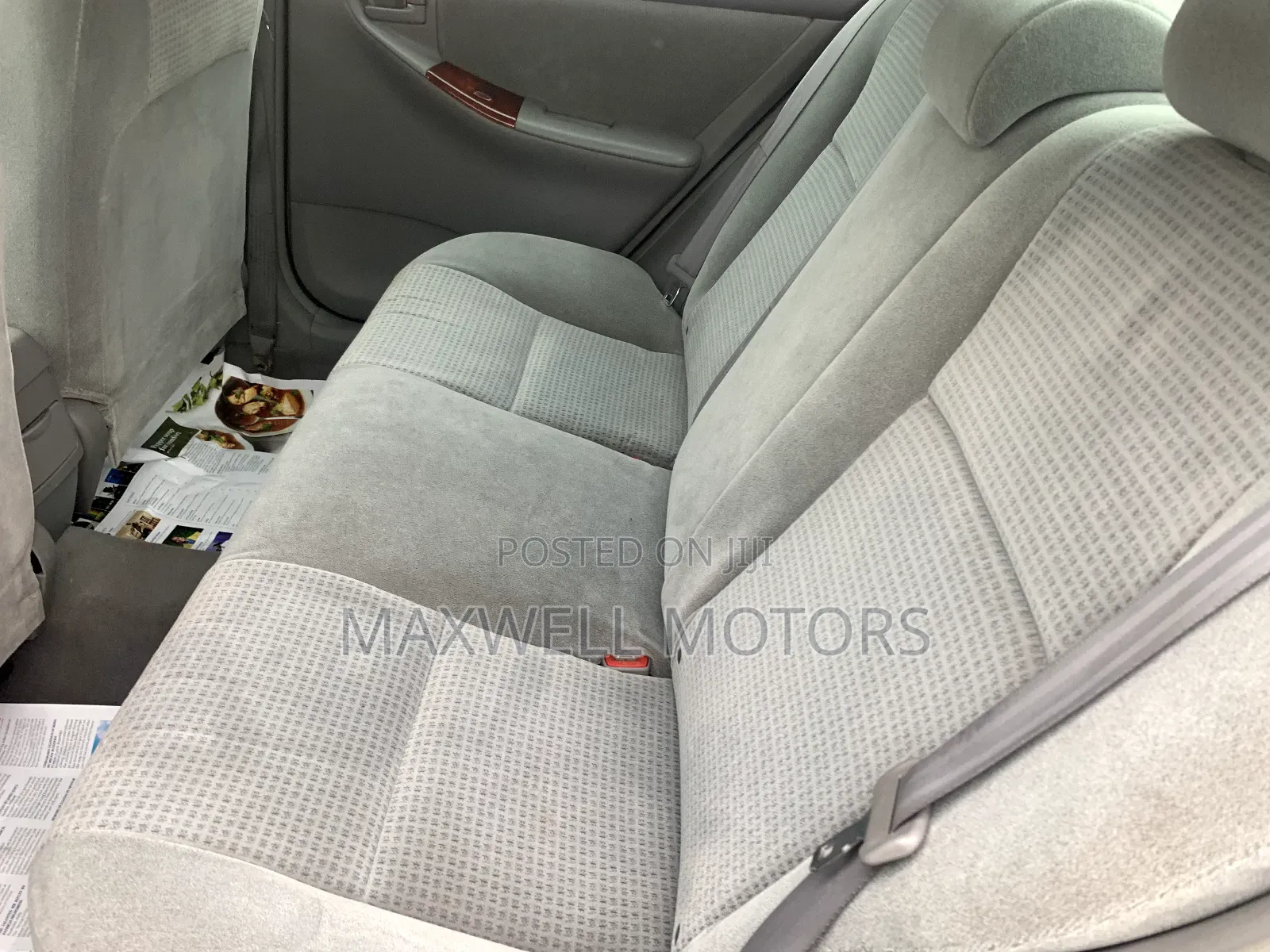 Toyota Corolla LE 2005 Gray