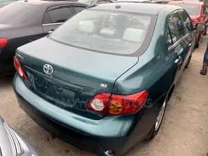 Toyota Corolla LE 4dr Sedan (1.8L 4cyl 4A) 2010 Green