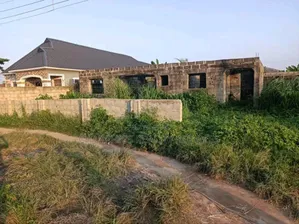 2bdrm Bungalow in Ikorodu for sale