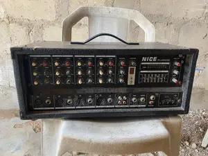 Photo - 4 Channels Professional Mixer Amplifier
