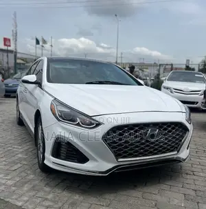 Hyundai Sonata Limited 2019 White
