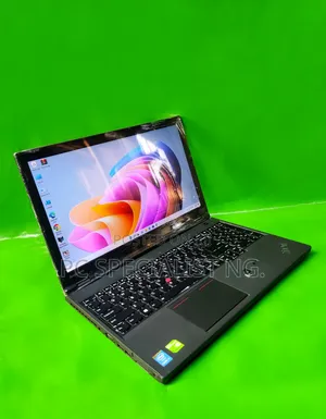 Photo - Laptop Lenovo ThinkPad W541 16GB Intel Core I7 HDD+SSD 1T