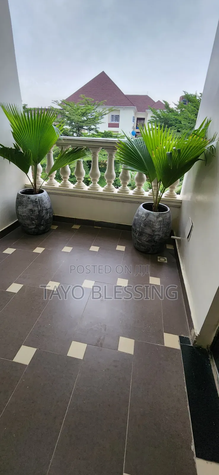 Studio Apartment for Short Let at Apo Legislative