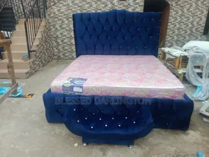 6×6 Blue Upholstery Bed With a Footless
